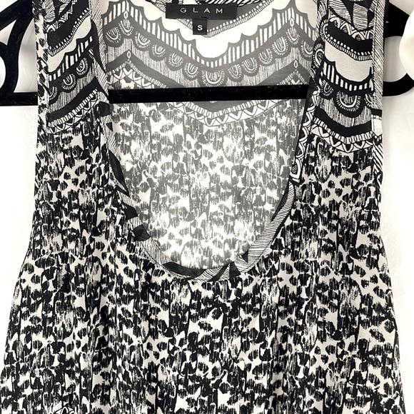 GLAM SUMMER DRESS SIZE SMALL - Picture 5 of 7